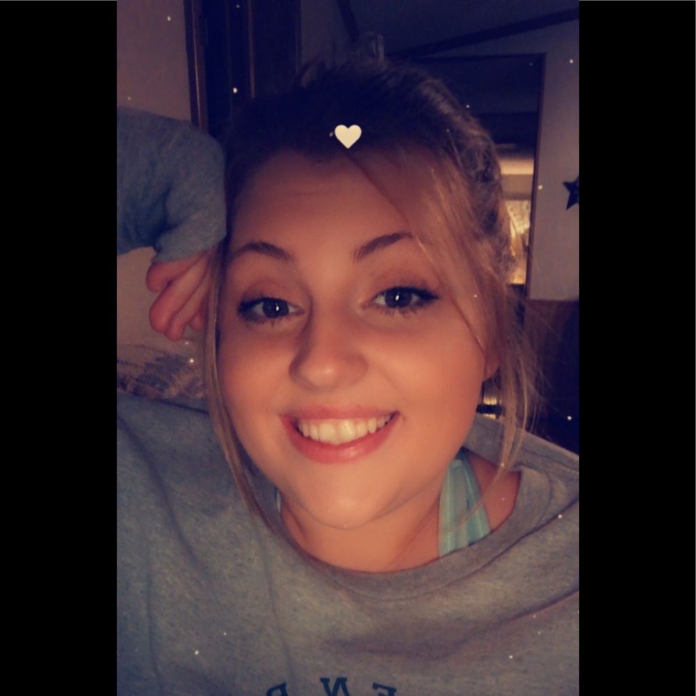 Meet your Posher, Ashley